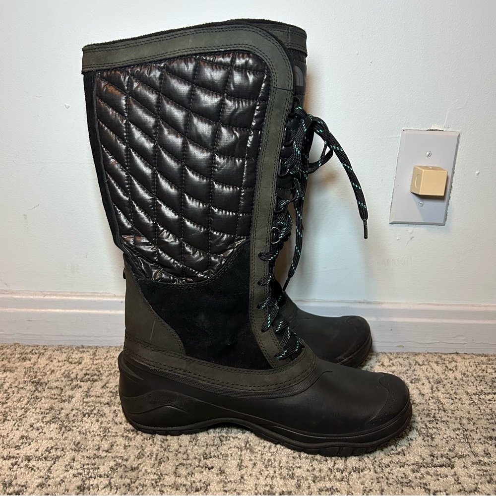 The North Face Black Thermoball Waterproof Utility Lace-Up Winter Boots Size 9.5